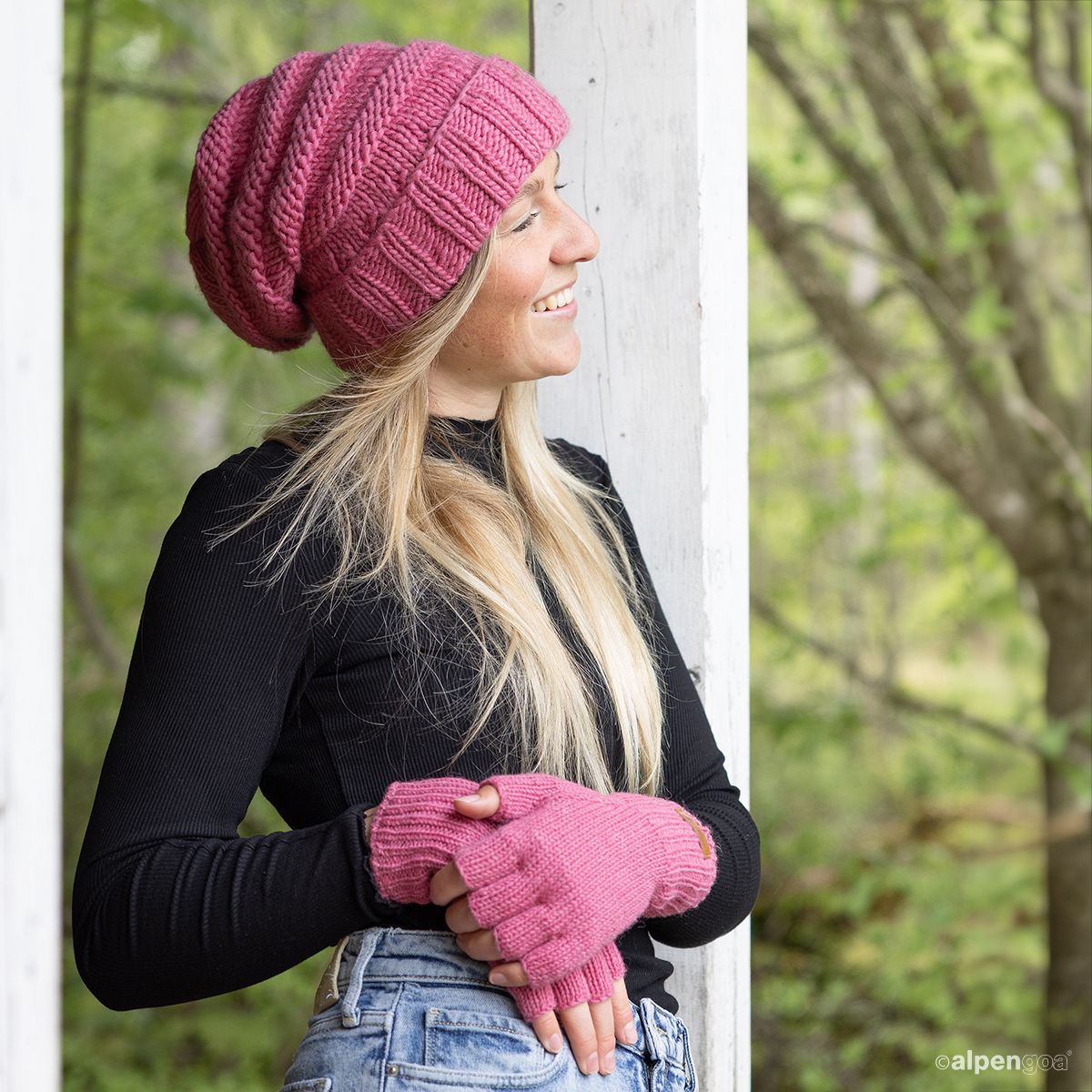 Wollmütze Balloa Pink Tragebeispiel